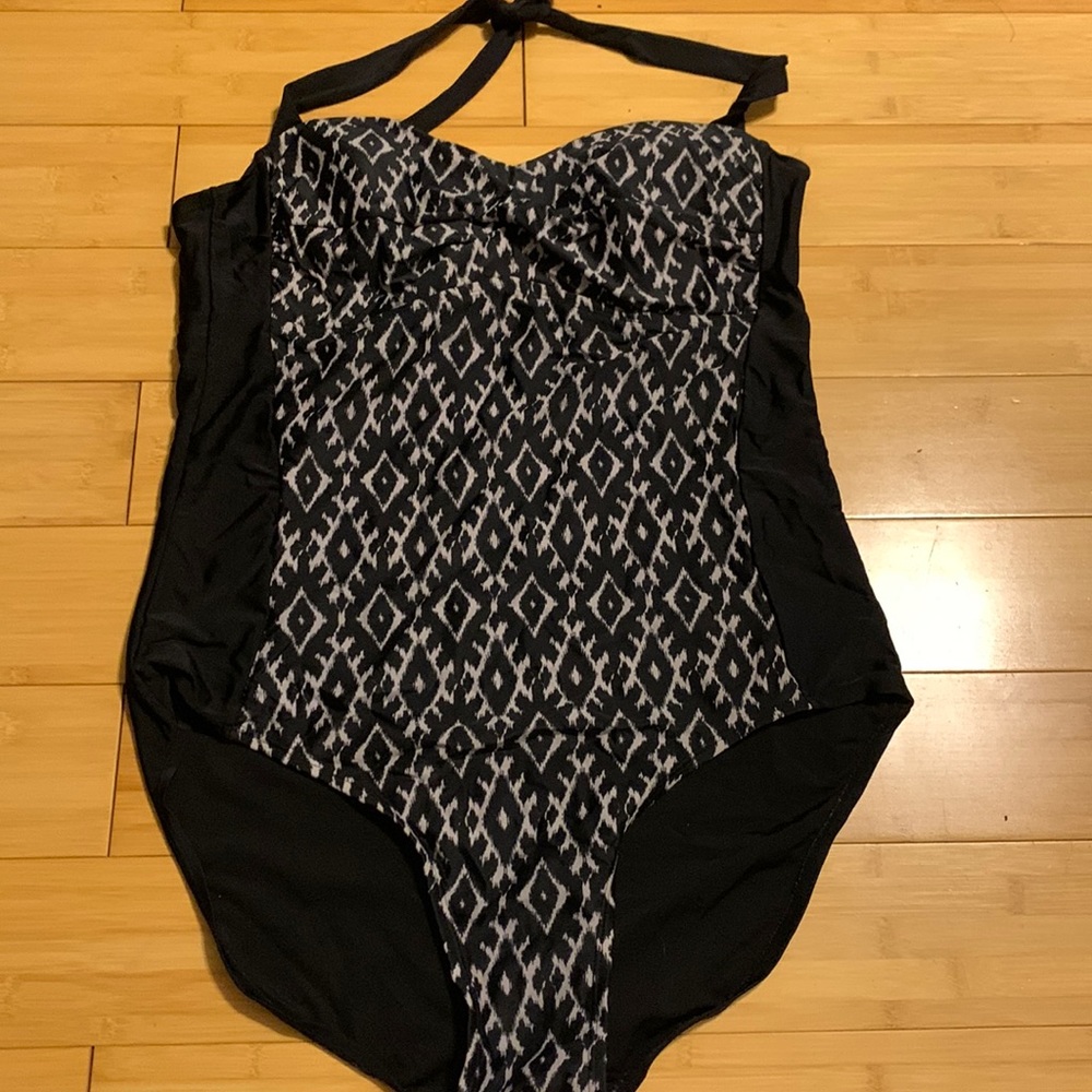 Swim wear